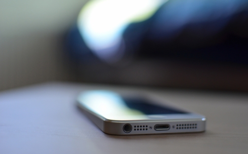 Male Drivers Worst for Phone Threat, Report Claims